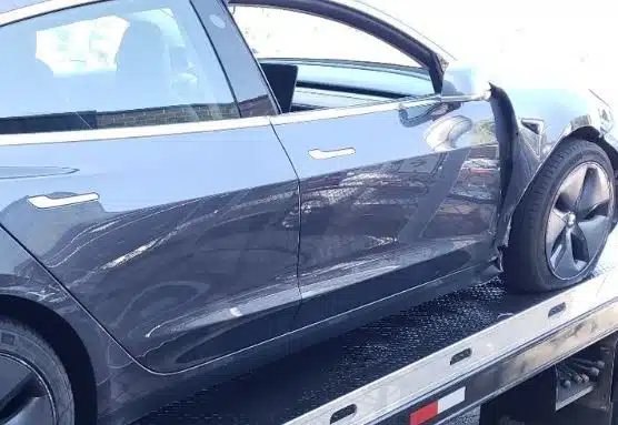 Vinyl car wrap preventing light scratches and swirl marks